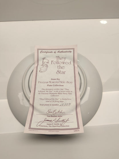 1991 They Followed the Star Precious Moments Bible Story Collector Plate  #1601G
