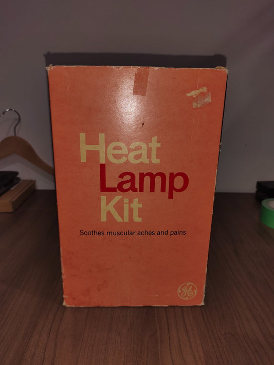 Vintage General Electric GE Sunlamp /Heat Lamp Kit W/ Clamp & Bulb In Box Works!