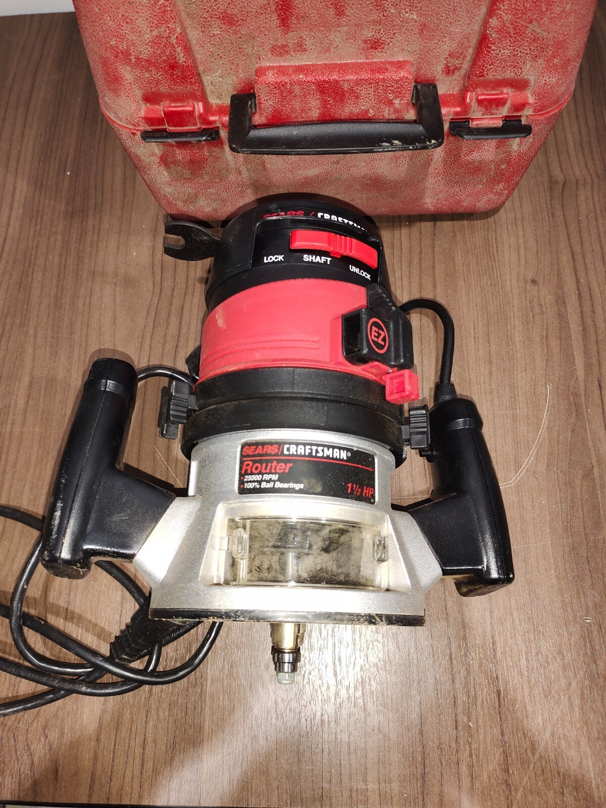 Sears Craftsman 1-1/2 HP Ez Router Model 315.174710 25000 rpm  W/Case
