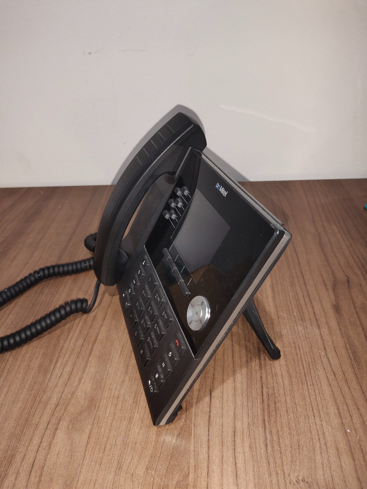 Mitel MiVoice 6920t IP Phone Office Business Telephone Desktop 50008352