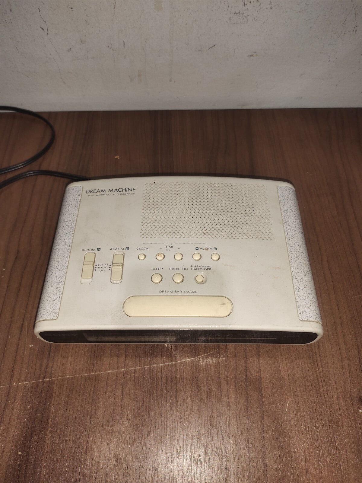 Vintage Sony Dream Machine ICF-C420 Dual Alarm AM/FM Clock Radio - White