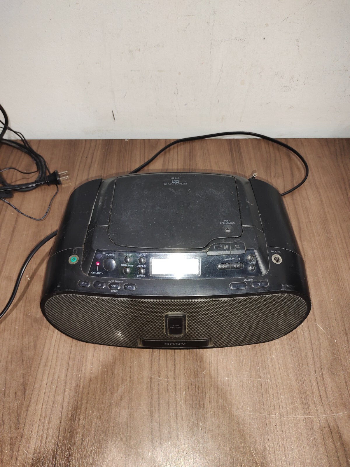 Sony ZS-S2iP CD-Player Radio iPod Dock Boombox CD-R RW Playback