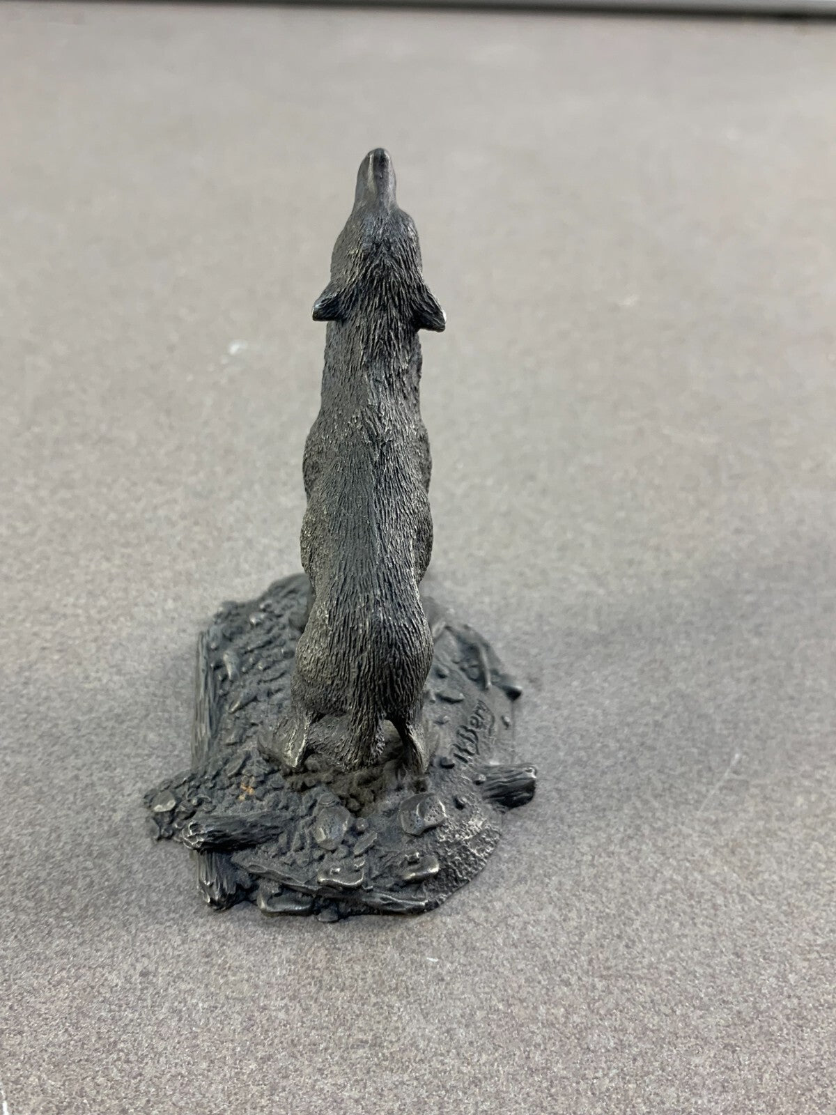 Fine Pewter The Timber Wolf by Franklin Mint Signed by Artist R. Berg