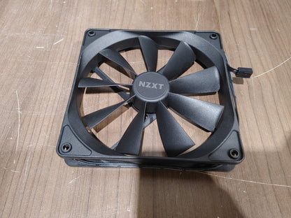 EXCELLENT CONDITION NZXT 140mm PC Case Fan Black Tested Working