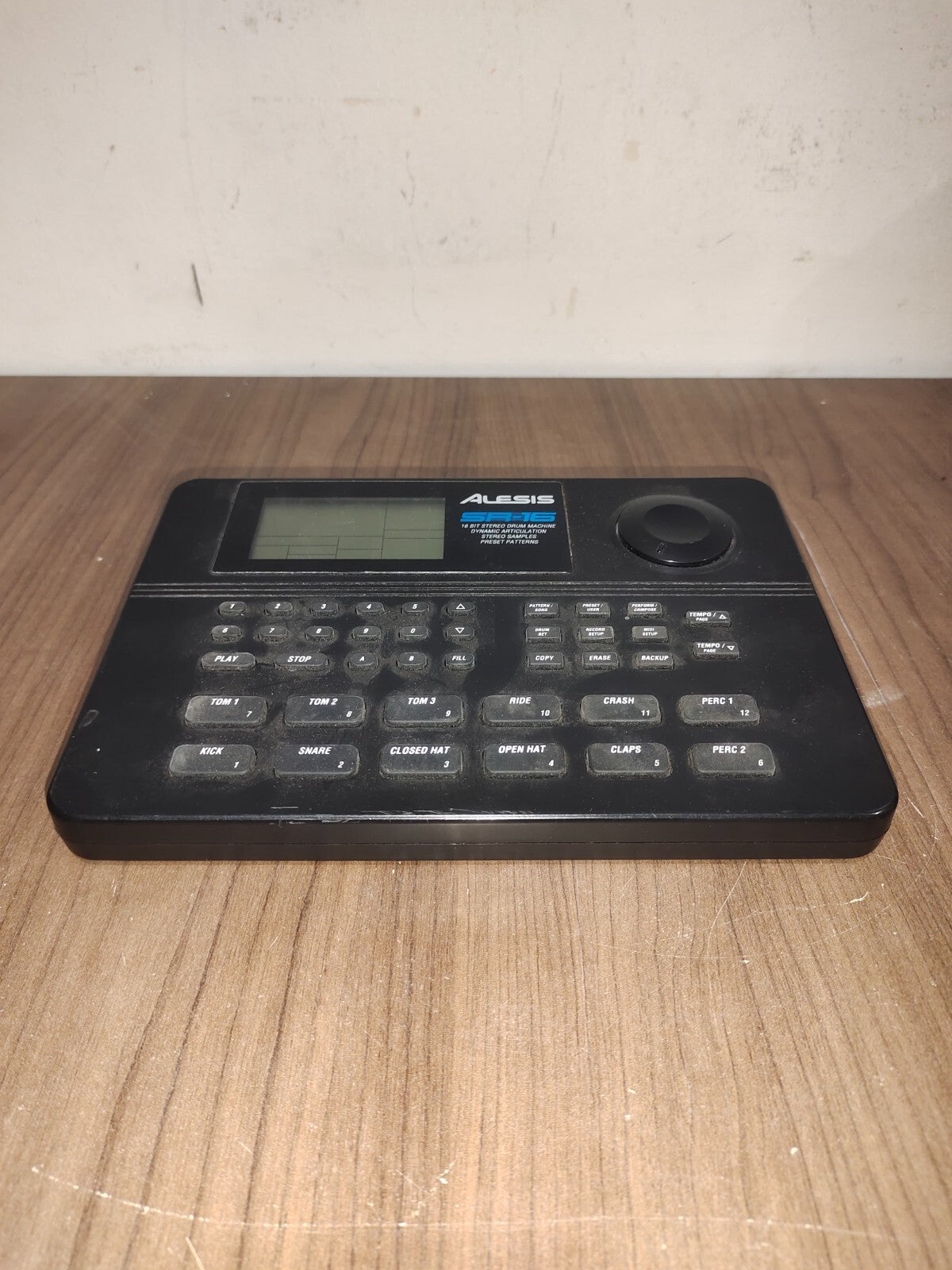 Alesis SR-16 Portable Electronic Drum Machine