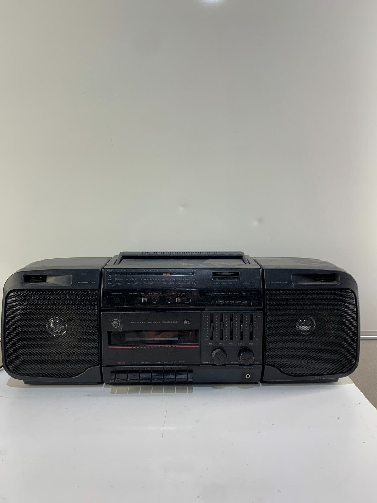 Boombox GE 3-5667A AM FM Cassette Stereo VTG 90s With Detachable Speakers Tested