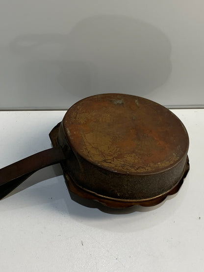 Vintage Silent Butler Crumb Ash Catcher