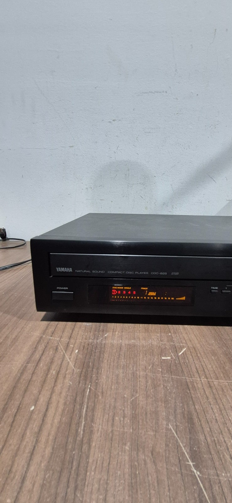 Yamaha CDC-625 Natural Sound Compact Disc Player