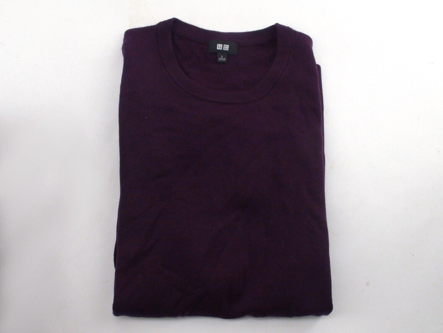 Uniqlo Men's Sweater - Barely Worn, Size Large (L), in Stylish Purple