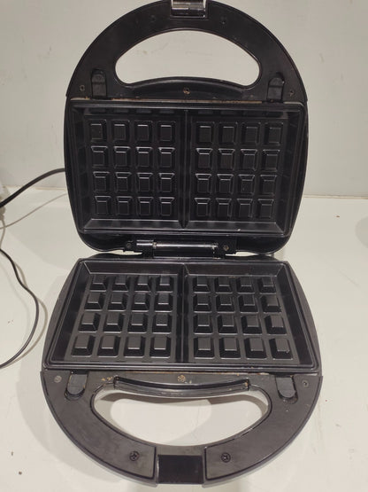 Black and Decker Electric Waffle Maker Grill Griddle