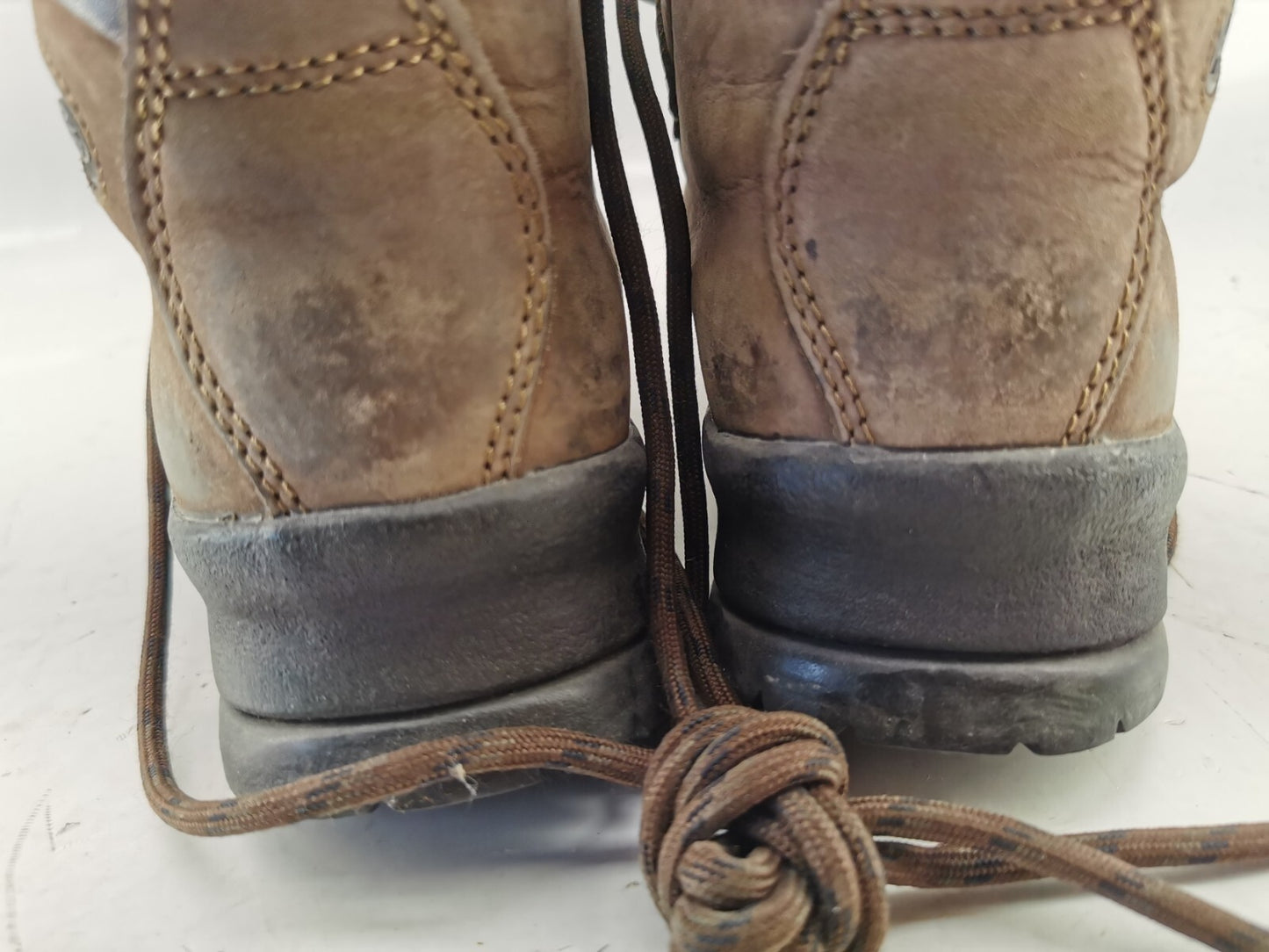 Vasque shoe