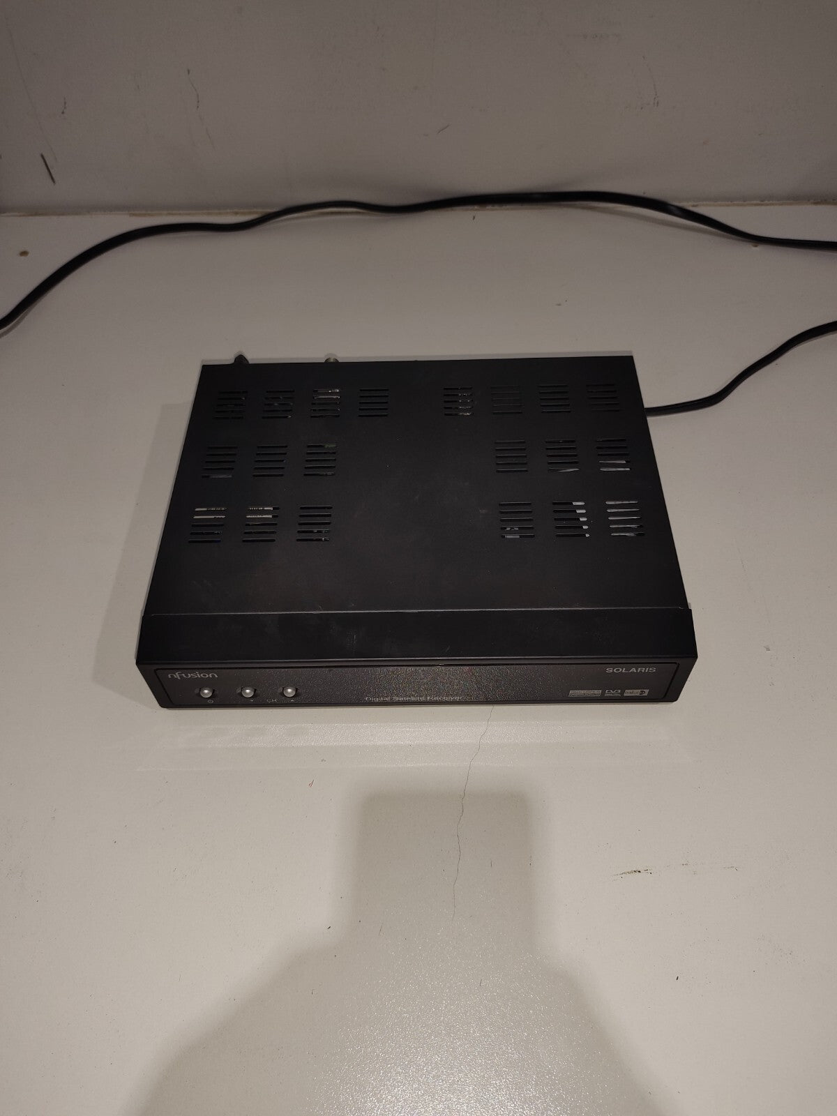 Solaris nfusion Digital Satellite Receiver   RS-232C No Remote