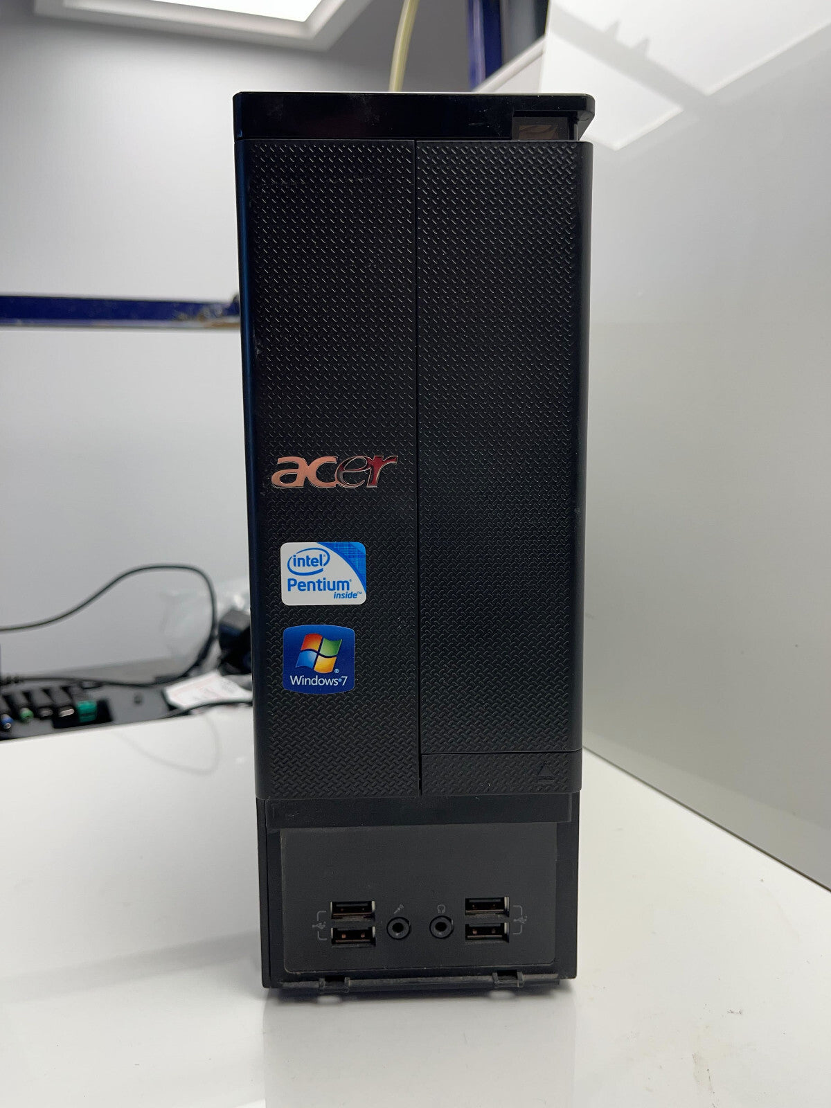 GOOD Acer Aspire AX1900-E3502 Win10 Pentium E5700 @ 3.00 GHz 3GB RAM 500GB HDD