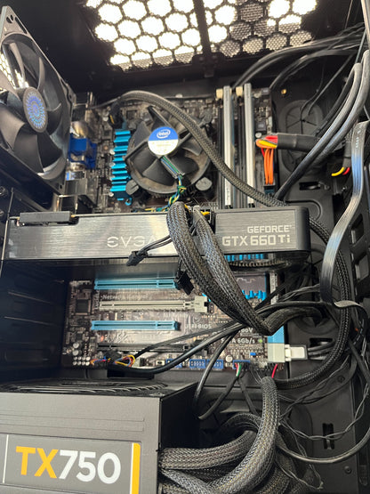 Custom Gaming PC i7 3570K @ 3.40GHz EVGA GTX 660 Ti 16GB RAM 500GB HDD