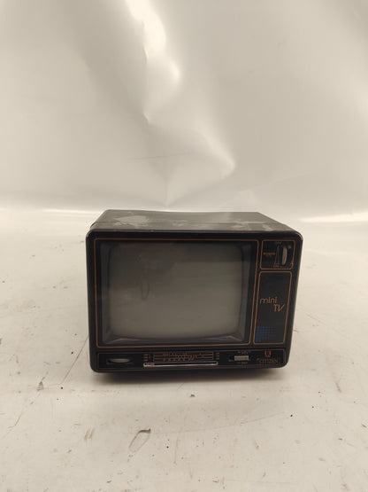 Vintage Citizen JCTR-JCTR-118K 5" Black & White TV with AM/FM Radio