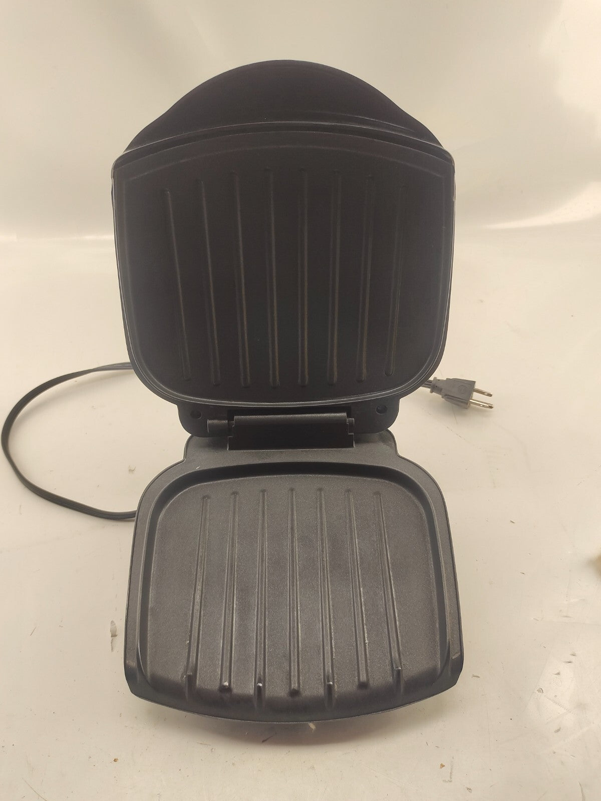 George Forman Grill Lean Mean Electric Grilling Machine