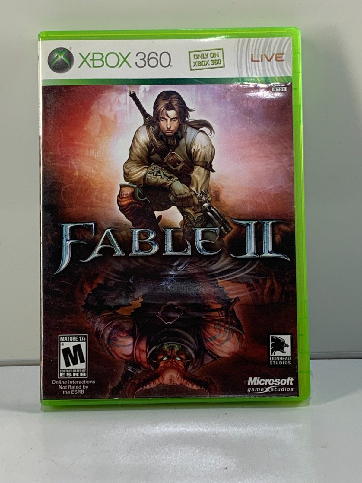 Fable II with Bonus Disc Xbox 360 -Disc excellent