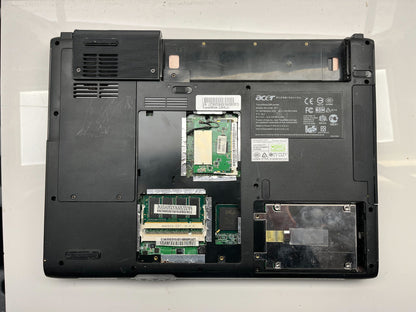 Acer TravelMate 2304LCi 2300 Series FOR PARTS