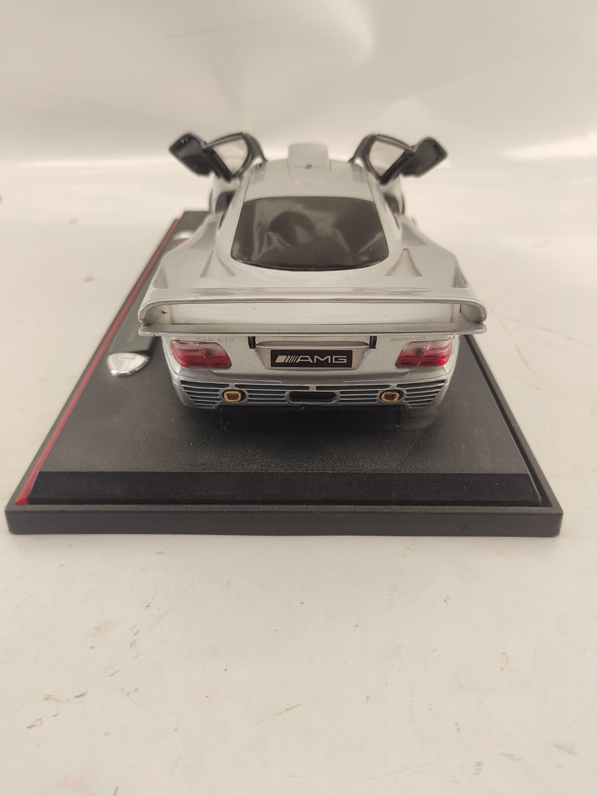 1:18 Scale Maisto  MERCEDES CLK GTR D2 WARSTEINER