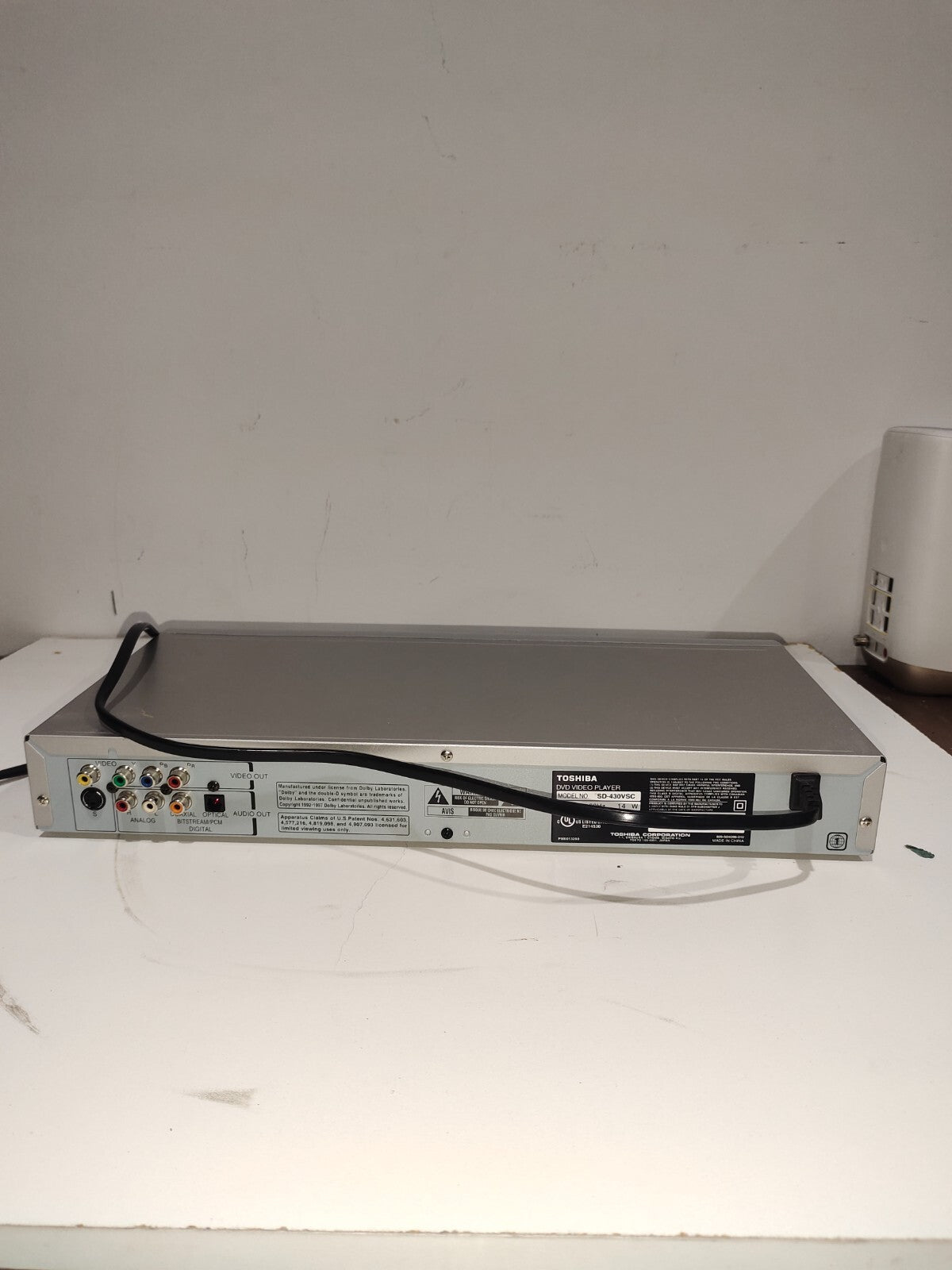 Toshiba SD-430VSC Digital Cinema Progressive DVD Video Player