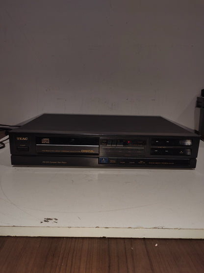 TEAC Compact Disc Player, Model PD-200, W/High Resolution 3-Beam Laser Diode