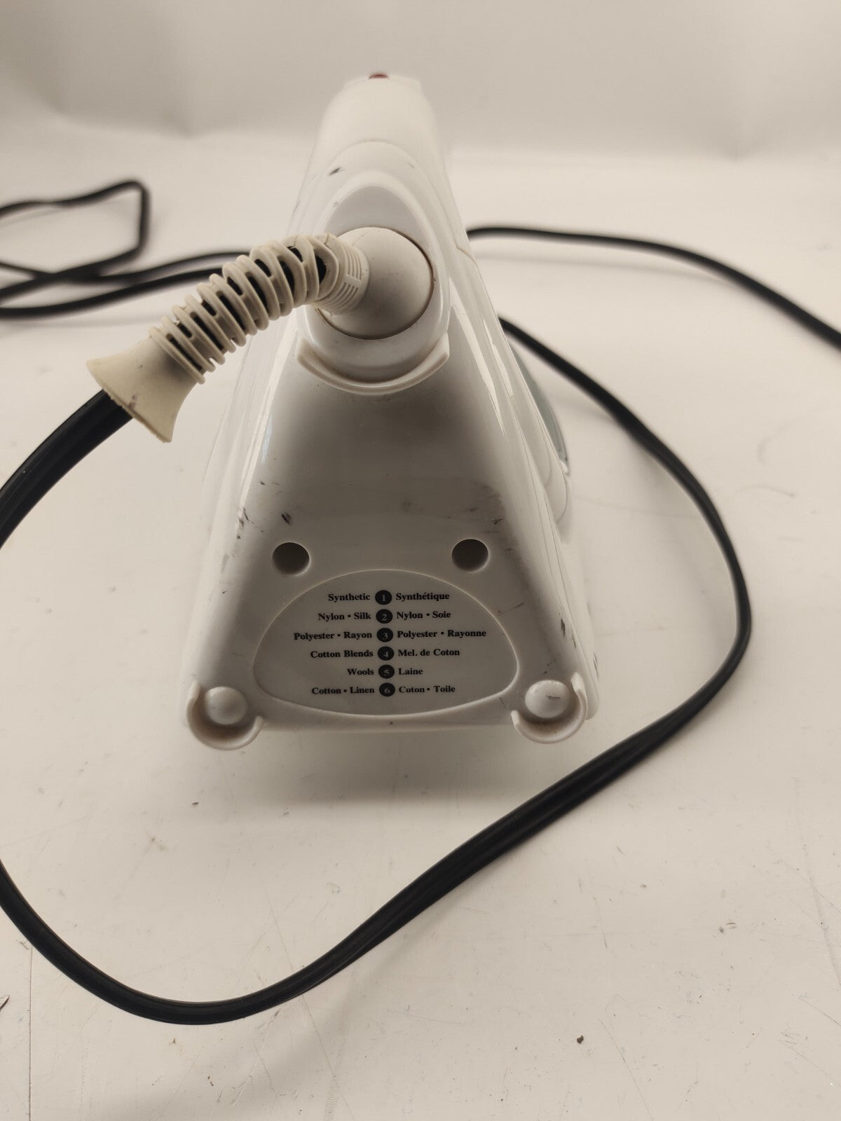 Black+Decker, Easy Steam Compact Iron, IR02V-T