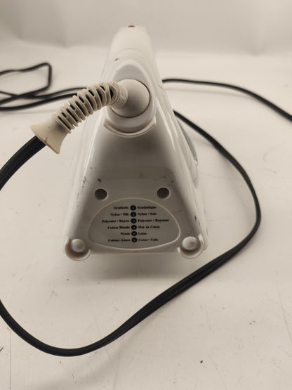 Black+Decker, Easy Steam Compact Iron, IR02V-T