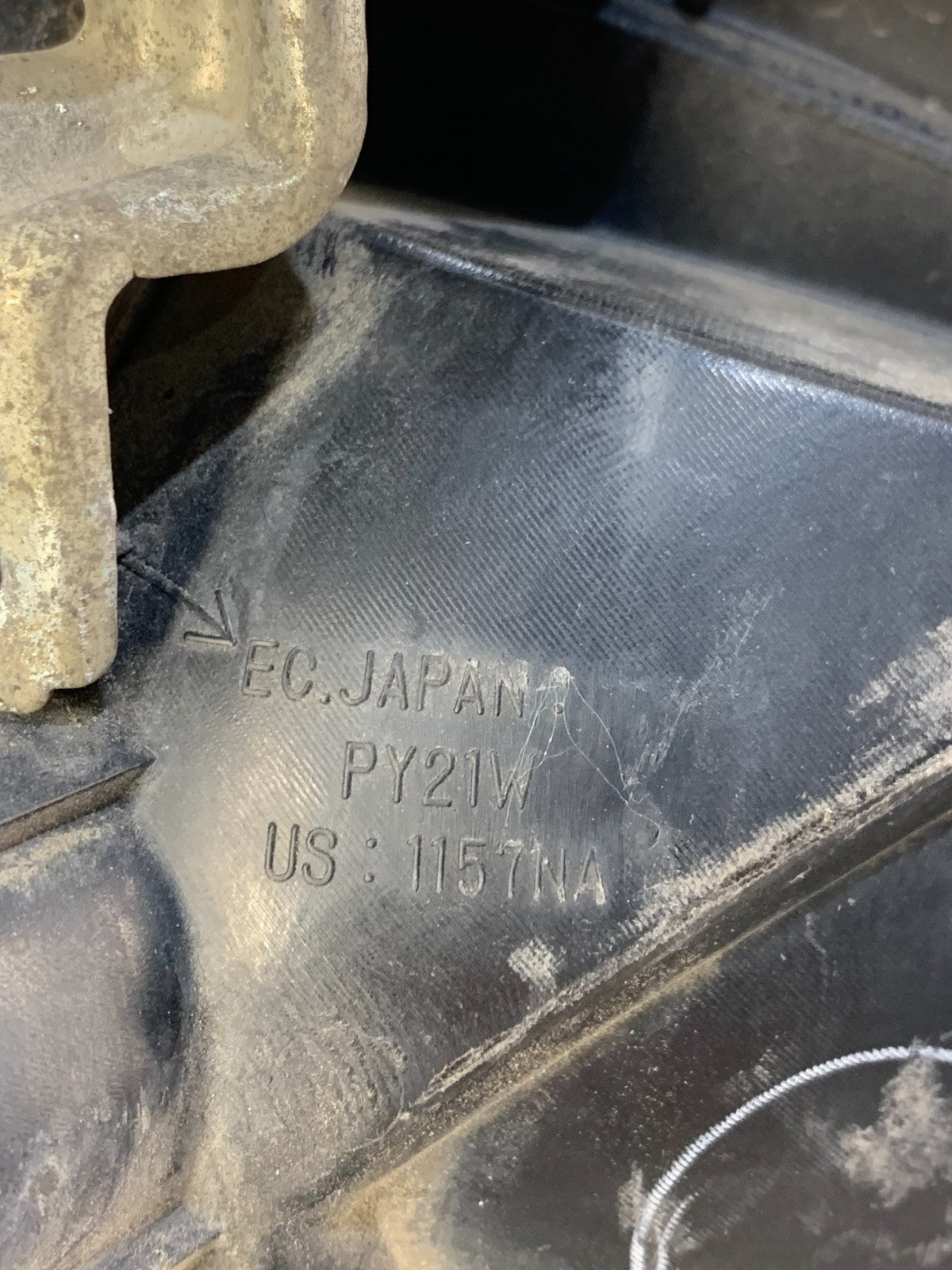 ISUZU NPR NQR W SERIES 2006-2007 LEFT DRIVER TURN SIGNAL LIGHT LAMP CORNER