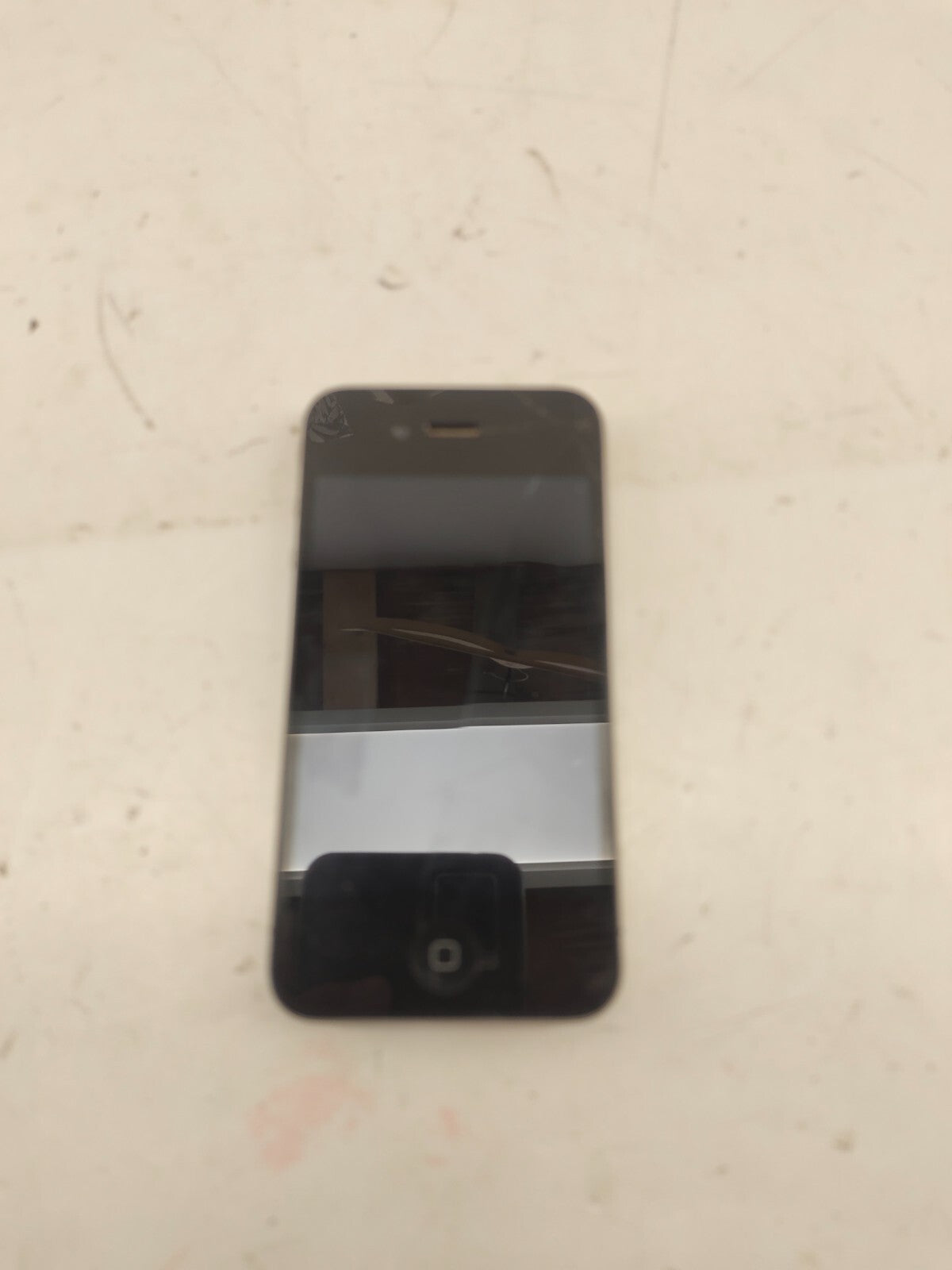iPhone 4s Black A1387 8GB Very Good Condition