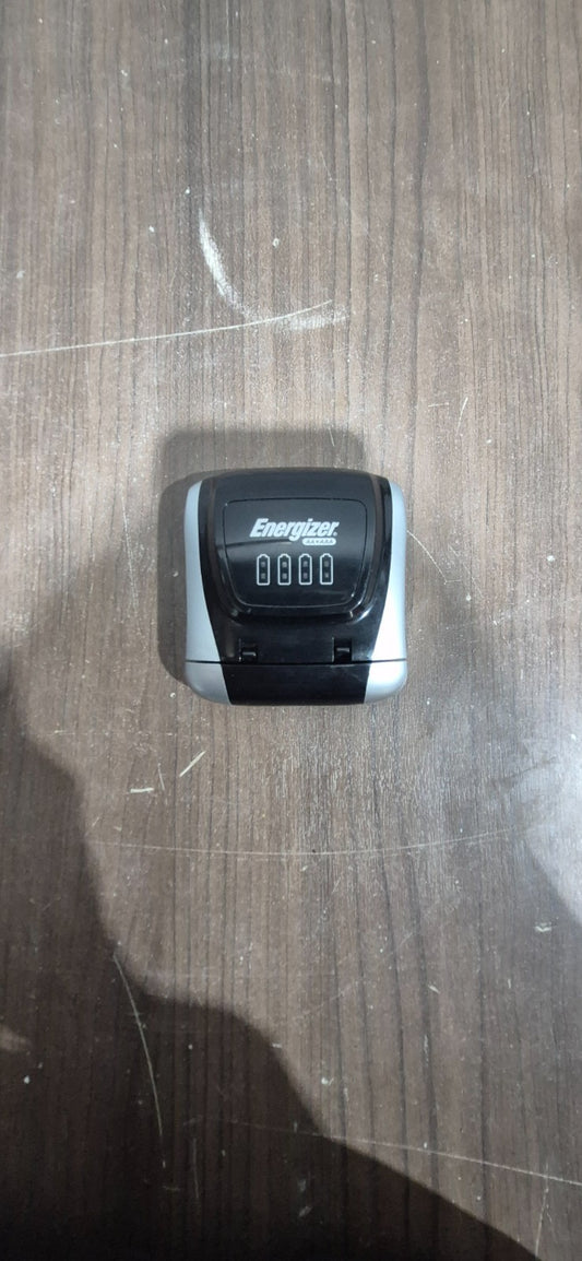 Energizer Wall Battery Charger for AA or AAA - Model - CHDC7 NiMH - 1