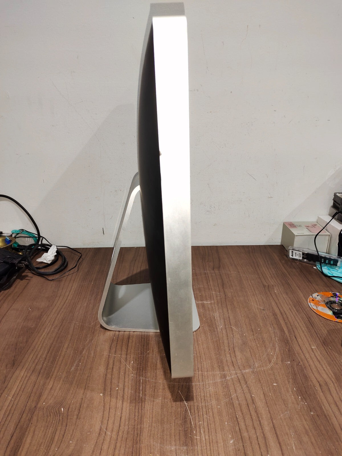 Apple iMac A1225 Early 2009 24" Intel Core 2 Duo 2.8GHz 4GB RAM 1TB HDD