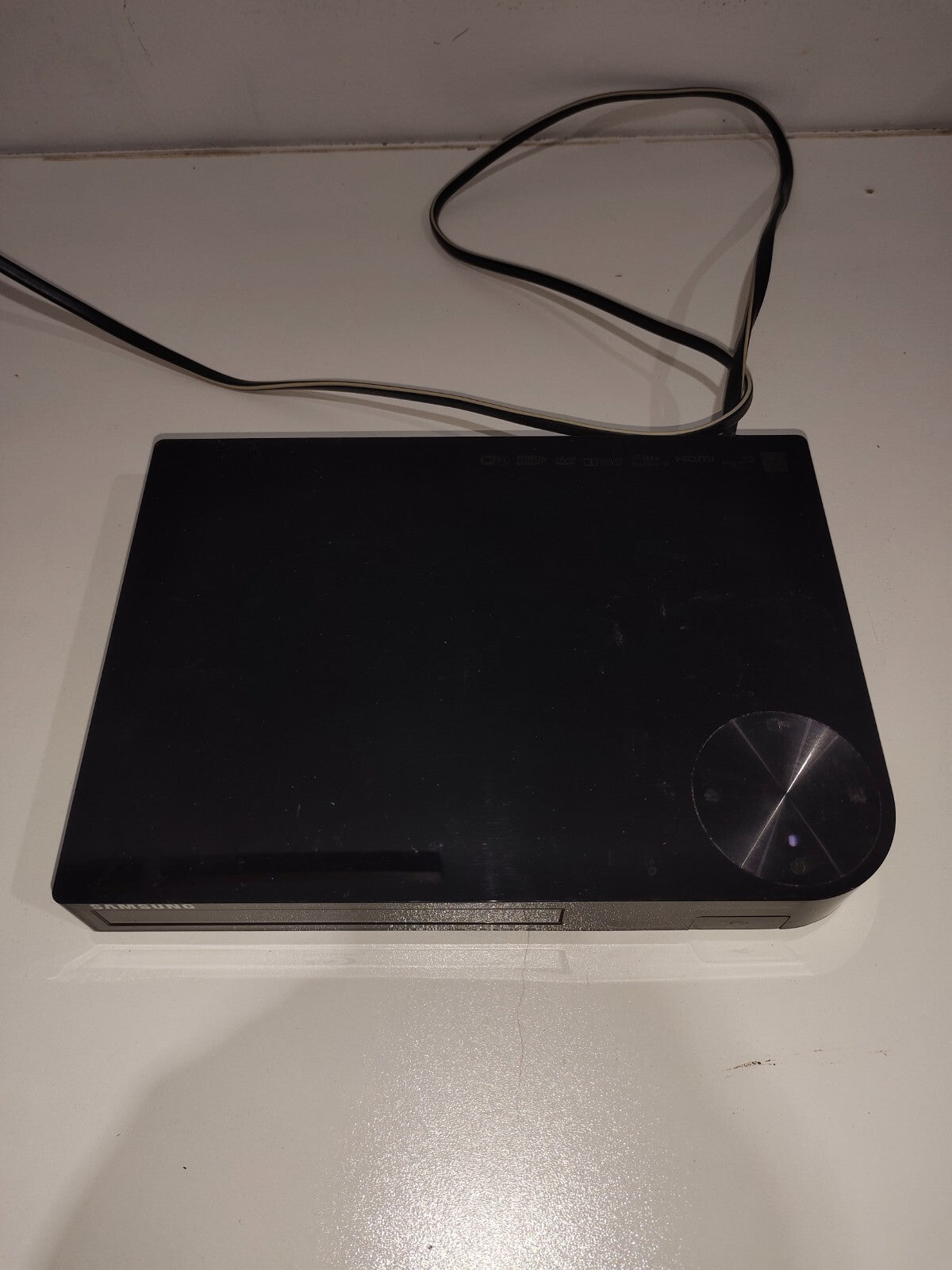 Samsung BD-F5700 Smart Blu-ray/dvd Player 1080p HD Wifi