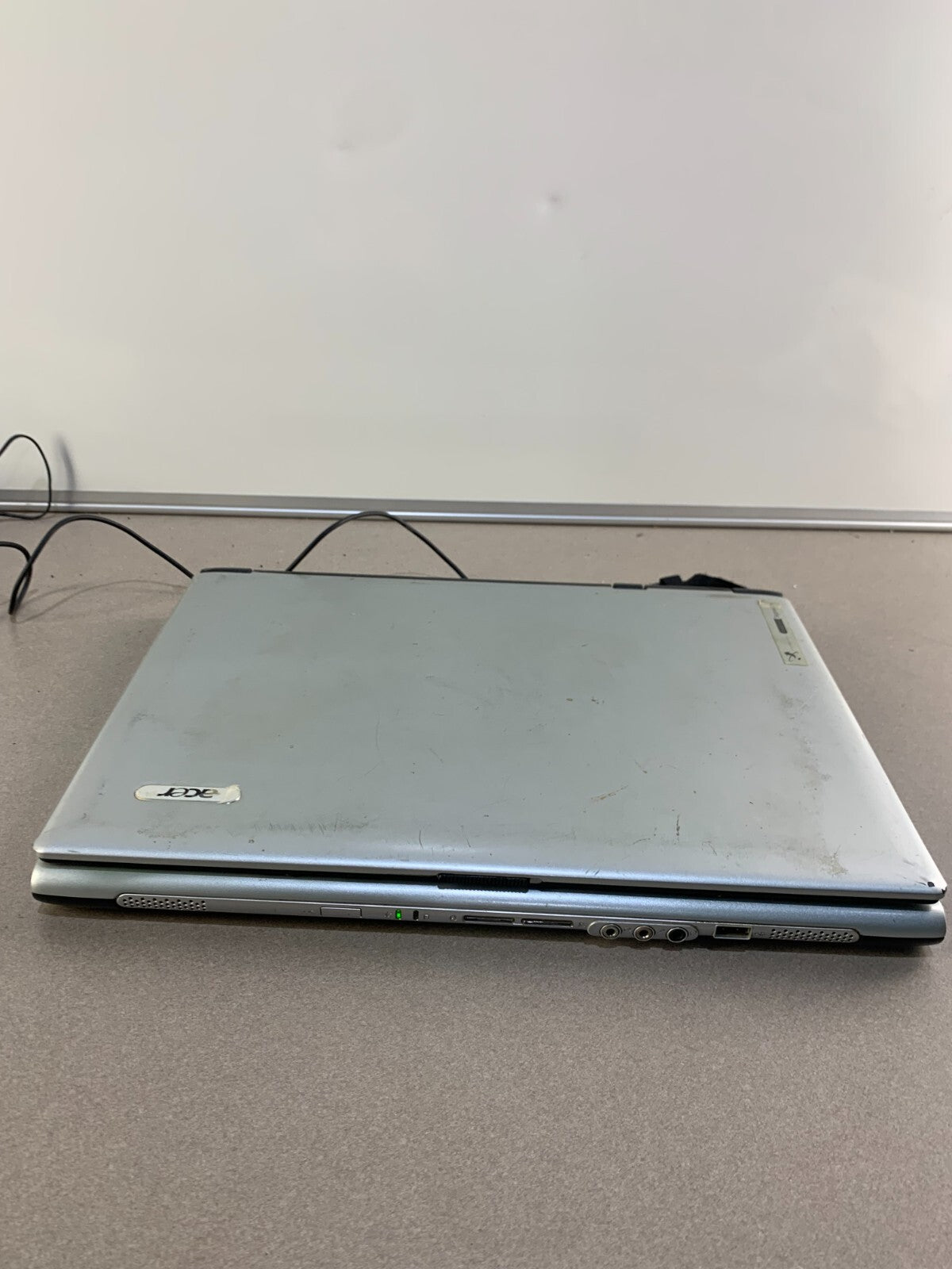 Acer Aspire 1640 Series, Intel Centrino Laptop, Windows 7, No battery