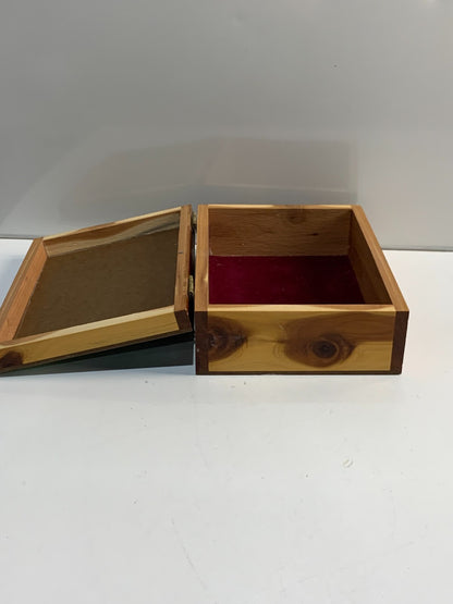 WOLF KEEPSAKE JEWELRY HOME DECOR WOOD BOX