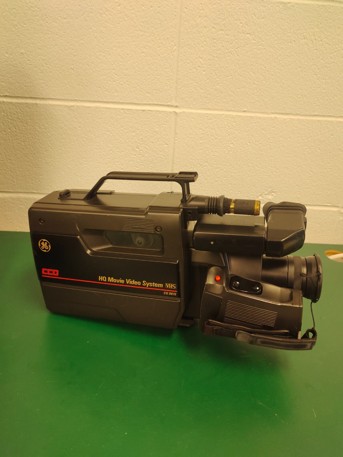 SYSTÈME VIDÉO VHS VINTAGE GENERAL ELECTRIC CG9815 CCD HQ AVEC CAMÉSCOPE — NON TESTÉ