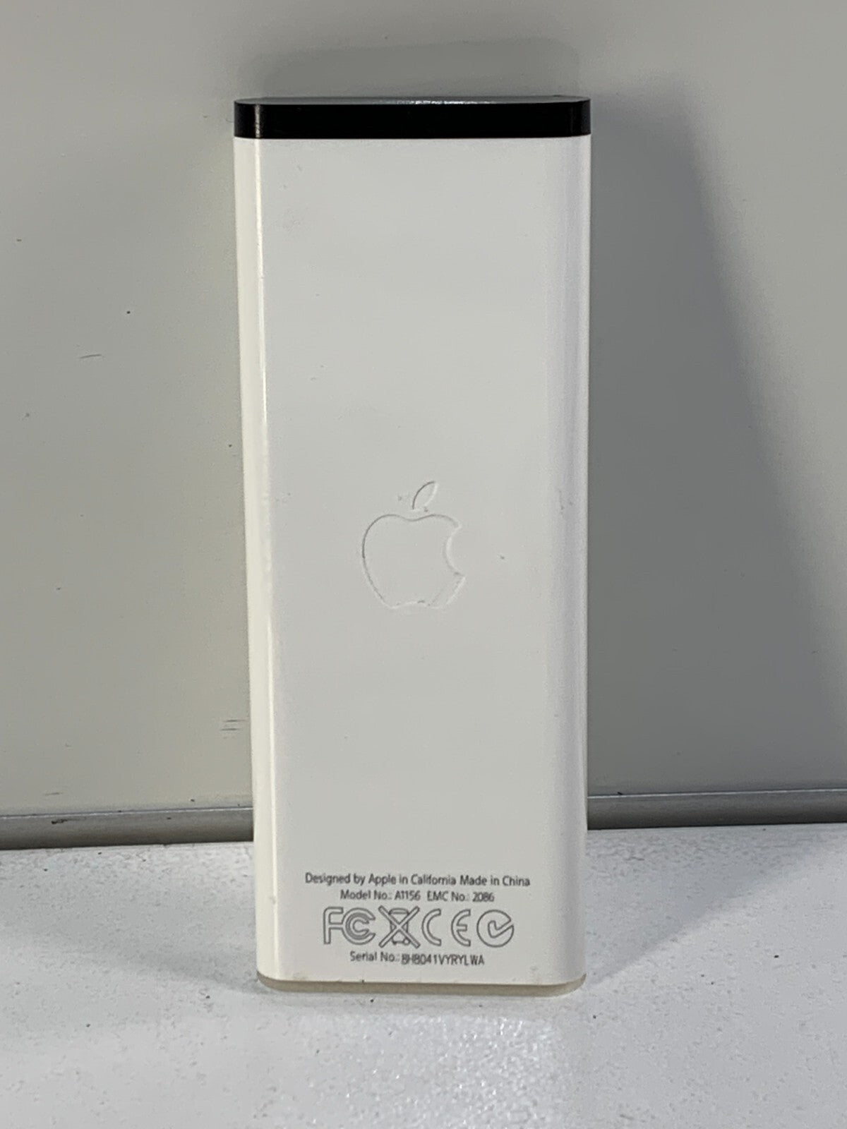 Apple A1156 White Wireless Handheld Remote Control For iMac MacBook & Apple TV