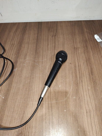 Peavey PVI100 Microphone with 1/4" Cable