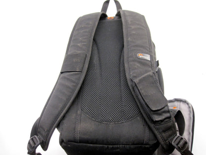 (Unknown Model) Lowepro Camera Bag