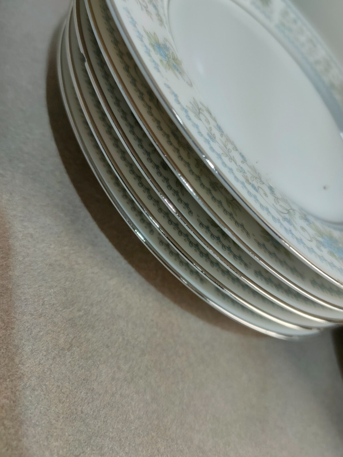 Fine china casino dinner set japan