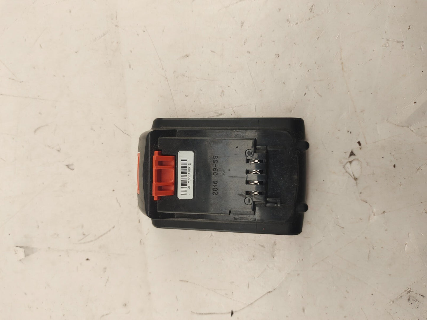 GENUINE BLACK & DECKER LBXR2020 2AH 20 V OLT LI-ION BATTERY FOR LCS1020 LSW321