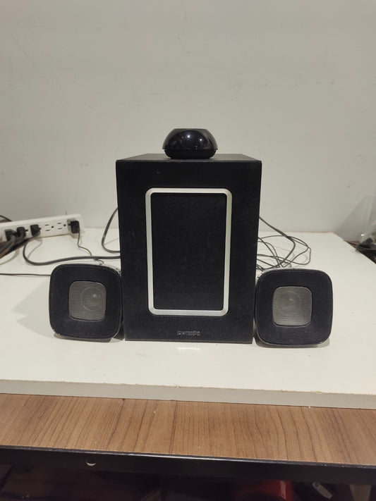 Philips Model SPA2360/17 2.1 Computer Speaker System