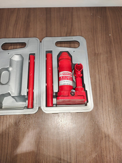 Motomaster Hydraulic Bottle Jack 2 Ton Capacity (Lift Range - 18-34.6cm)