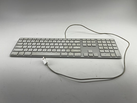 Apple A1243 - Wired Mac QWERTY - USB Keyboard w/ Numeric Keypad