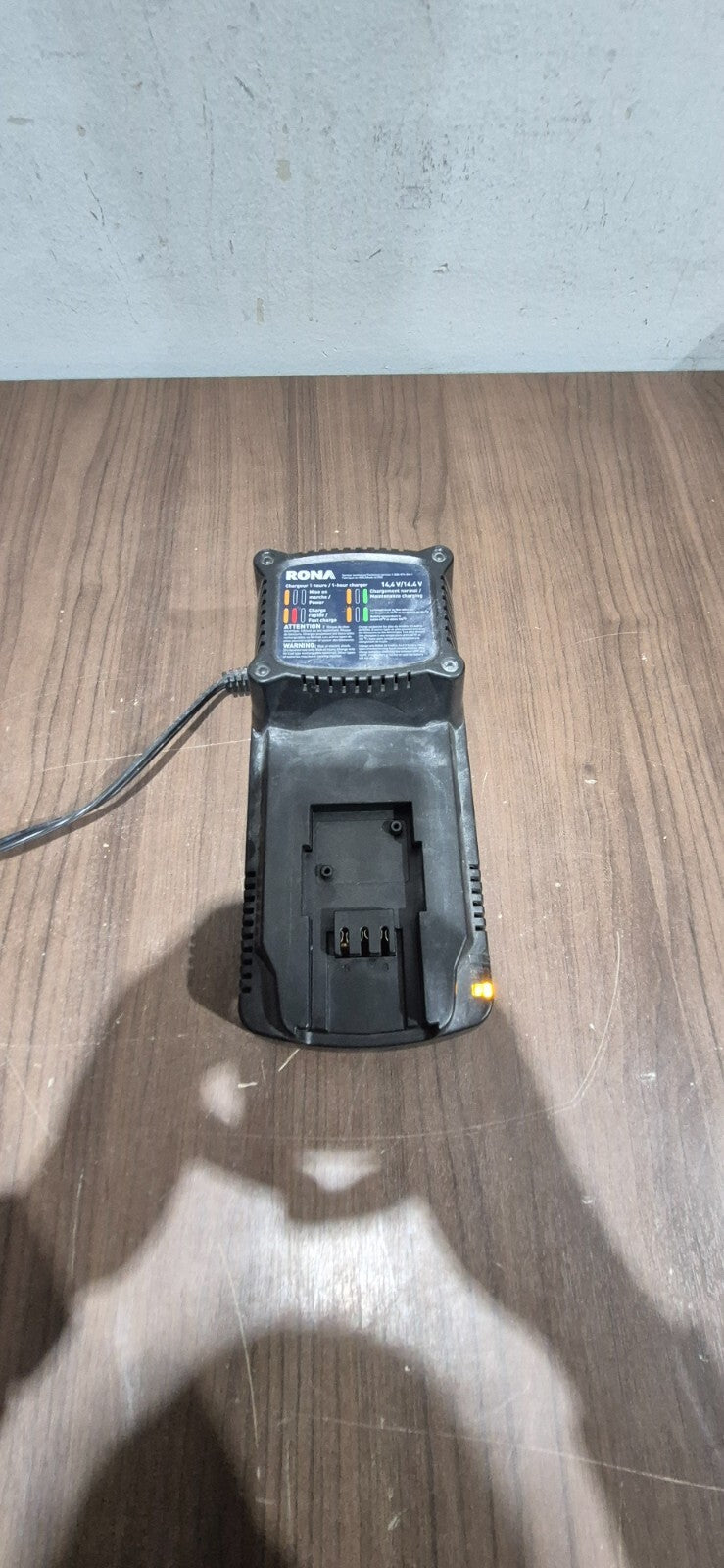 Rona 14.4V Battery Charger 3G14CHUL