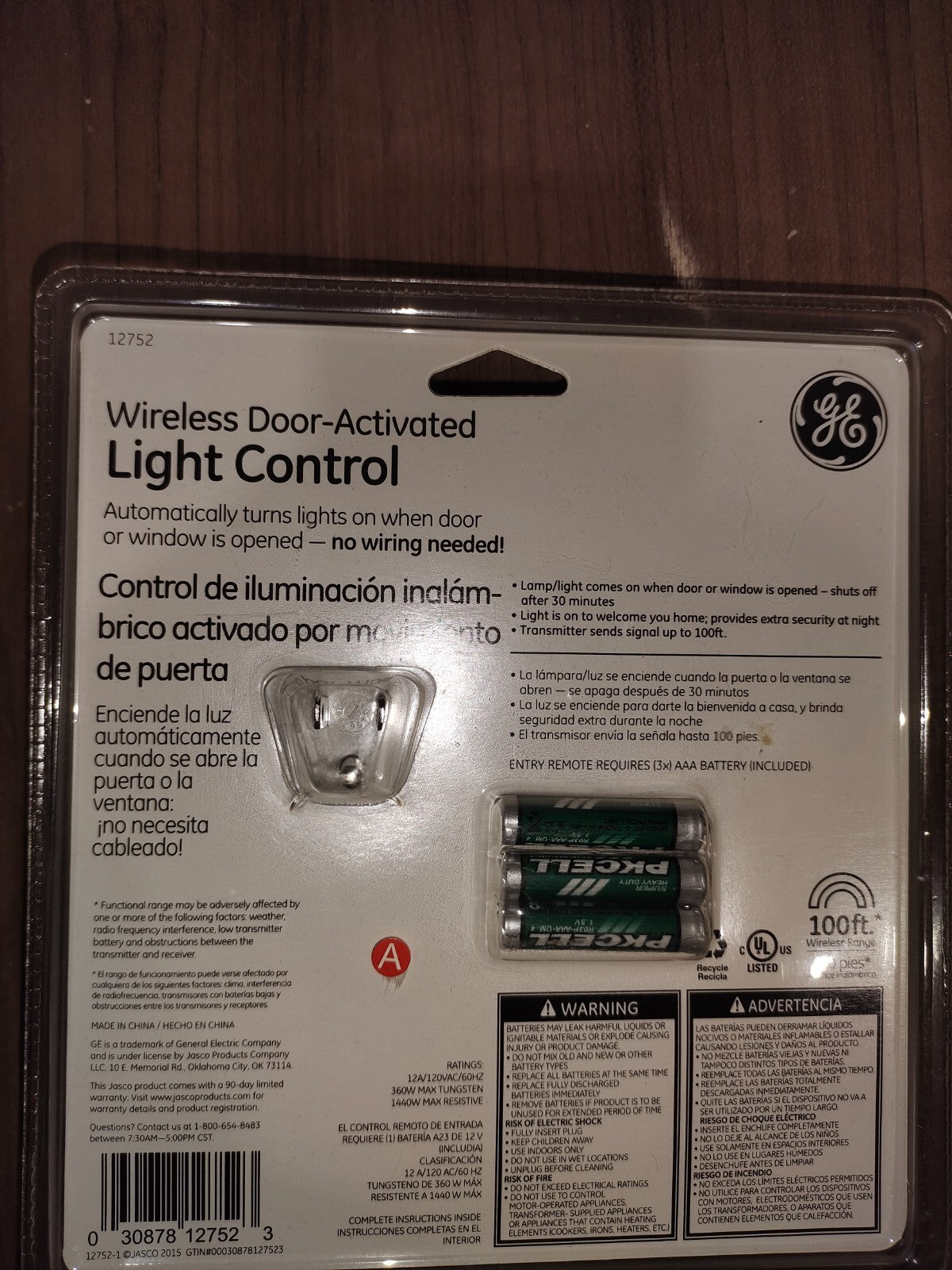 GE Wireless Door-activated Light Control With Grounded Outlet