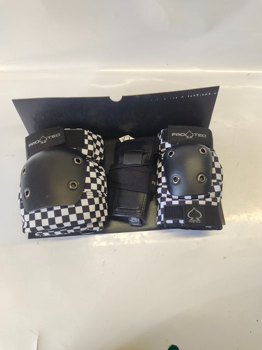 ProTec Spade Series Sports Protection Knee/Elbow Pads - Black/White