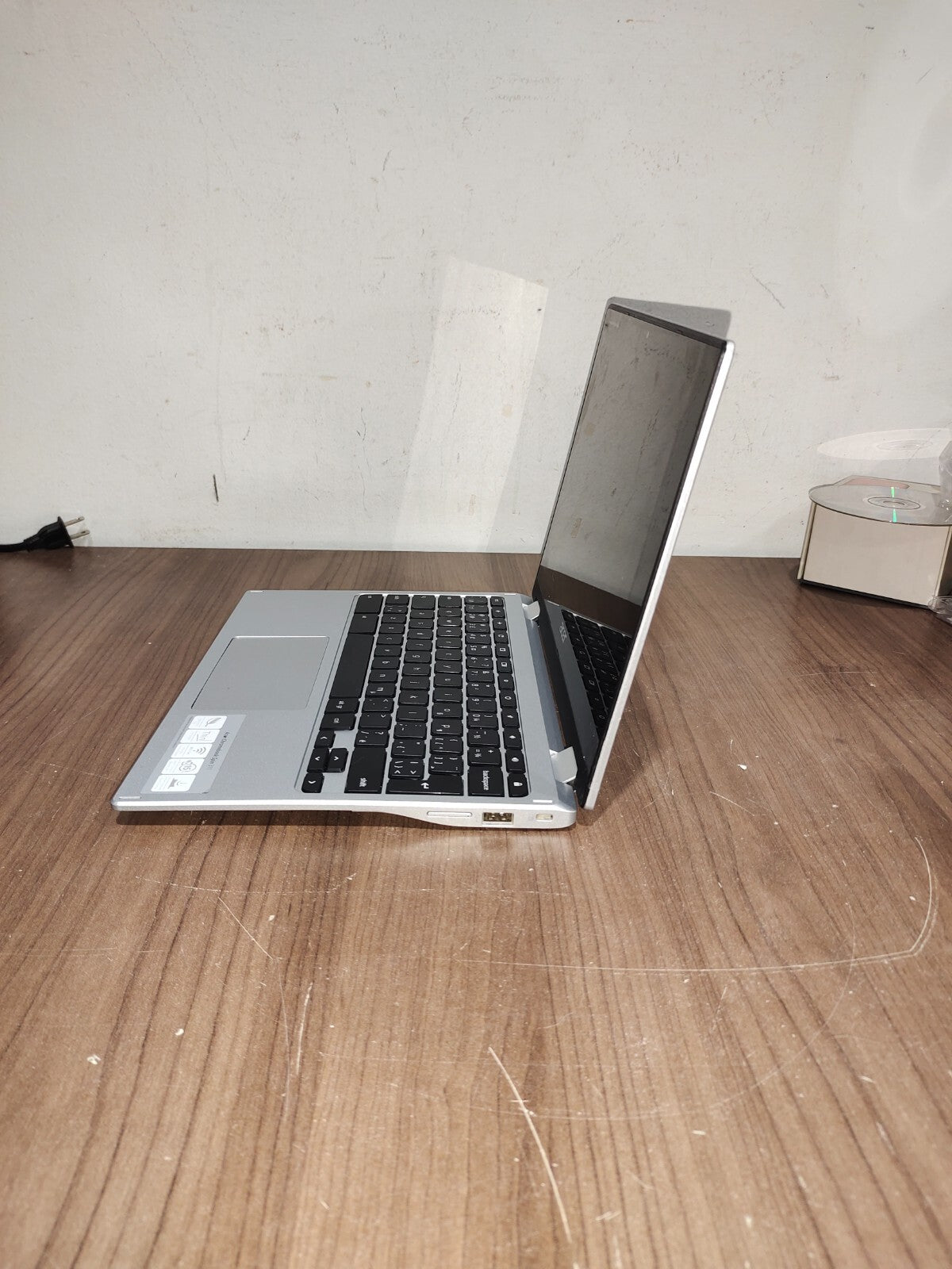 Acer Chromebook 311 CP311-3H Series N19Q10 Convertible Laptop 11.6" - 1