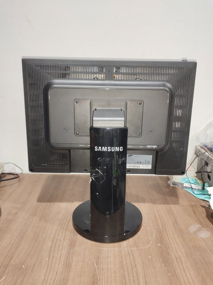 Samsung 2493HM SynchMaster Monitor - 22"