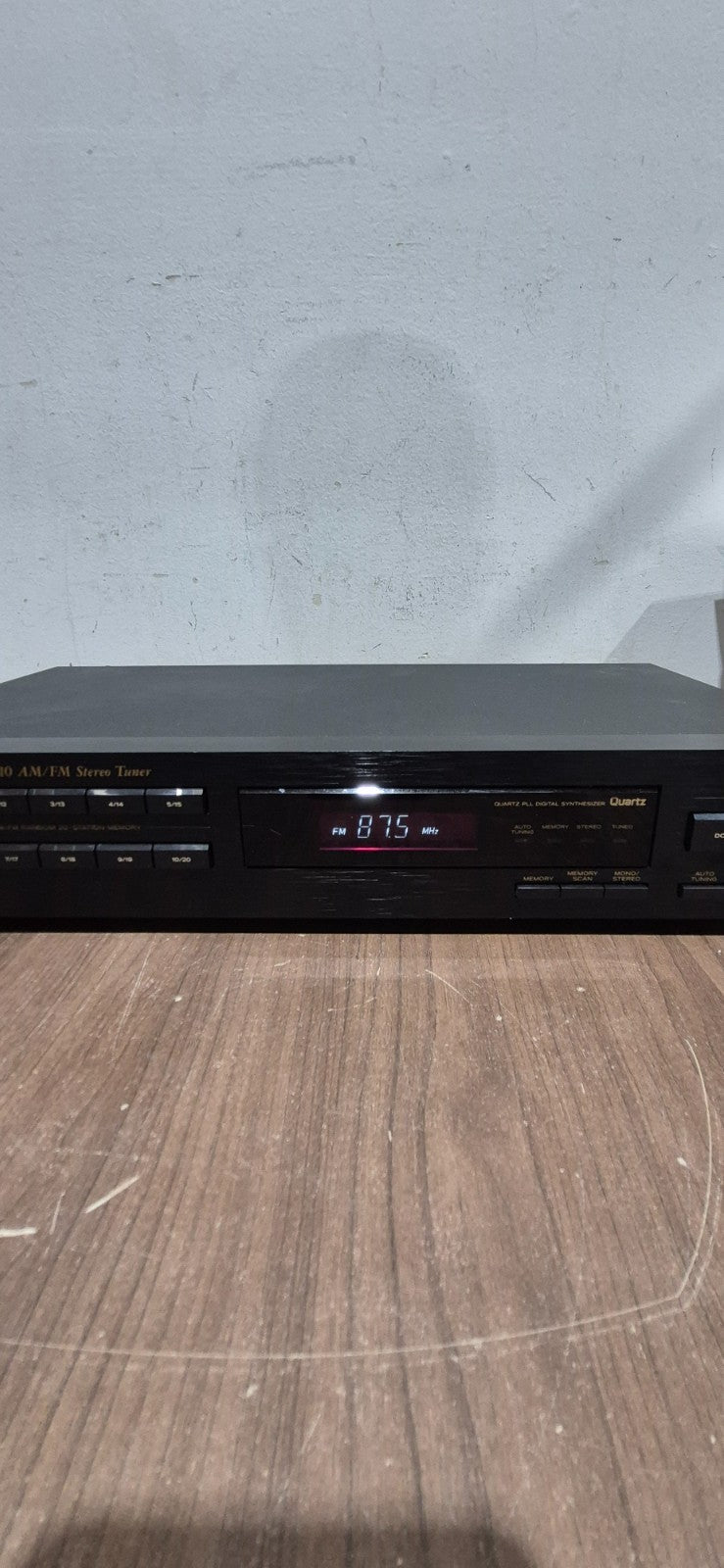 Teac T-X110 AM/FM Stereo Tuner