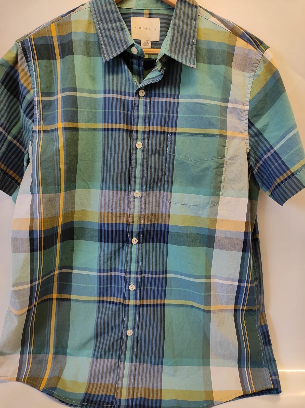 American Eagle Shirt Men's Medium Multicolor Plaid Button Up Short Sleeve L Flaw